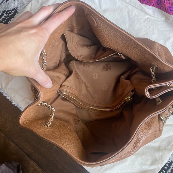 Tory Burch Thea Hobo Bag - Picture 2 of 3